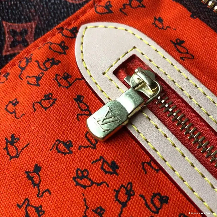 Fashionreps Bags 19T1L0386 LV 0715